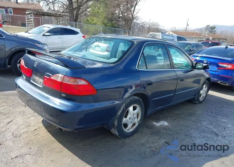 1999 Honda Accord Ex from USA, damaged, VIN 1HGCG5551XA036666